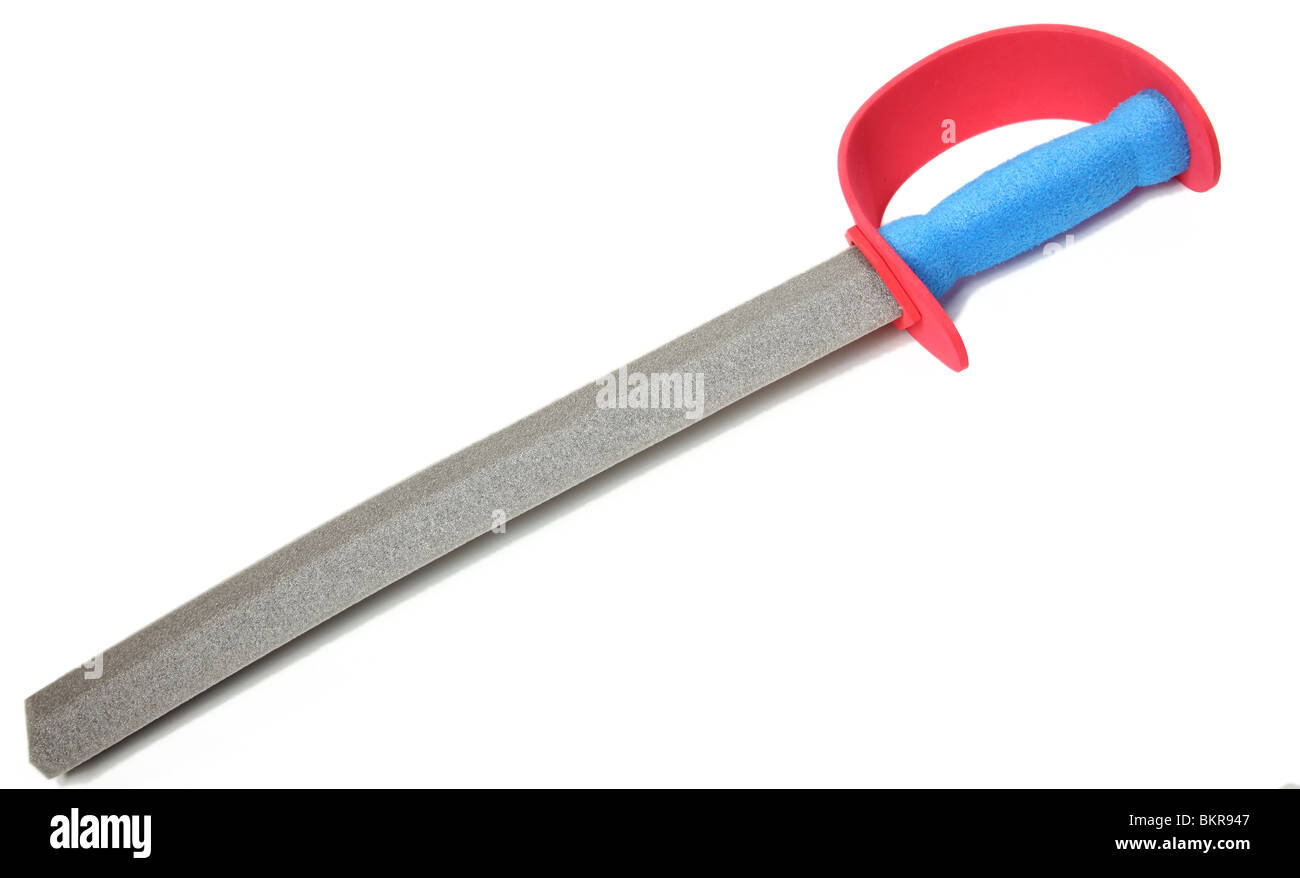 Buntes Spielzeug Schaum Schwert auf weißem Hintergrund Stockfoto