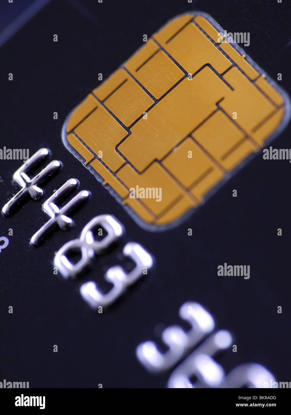 Extreme Nahaufnahme des schwarzen Mikrochip-Kreditkarte Stockfoto