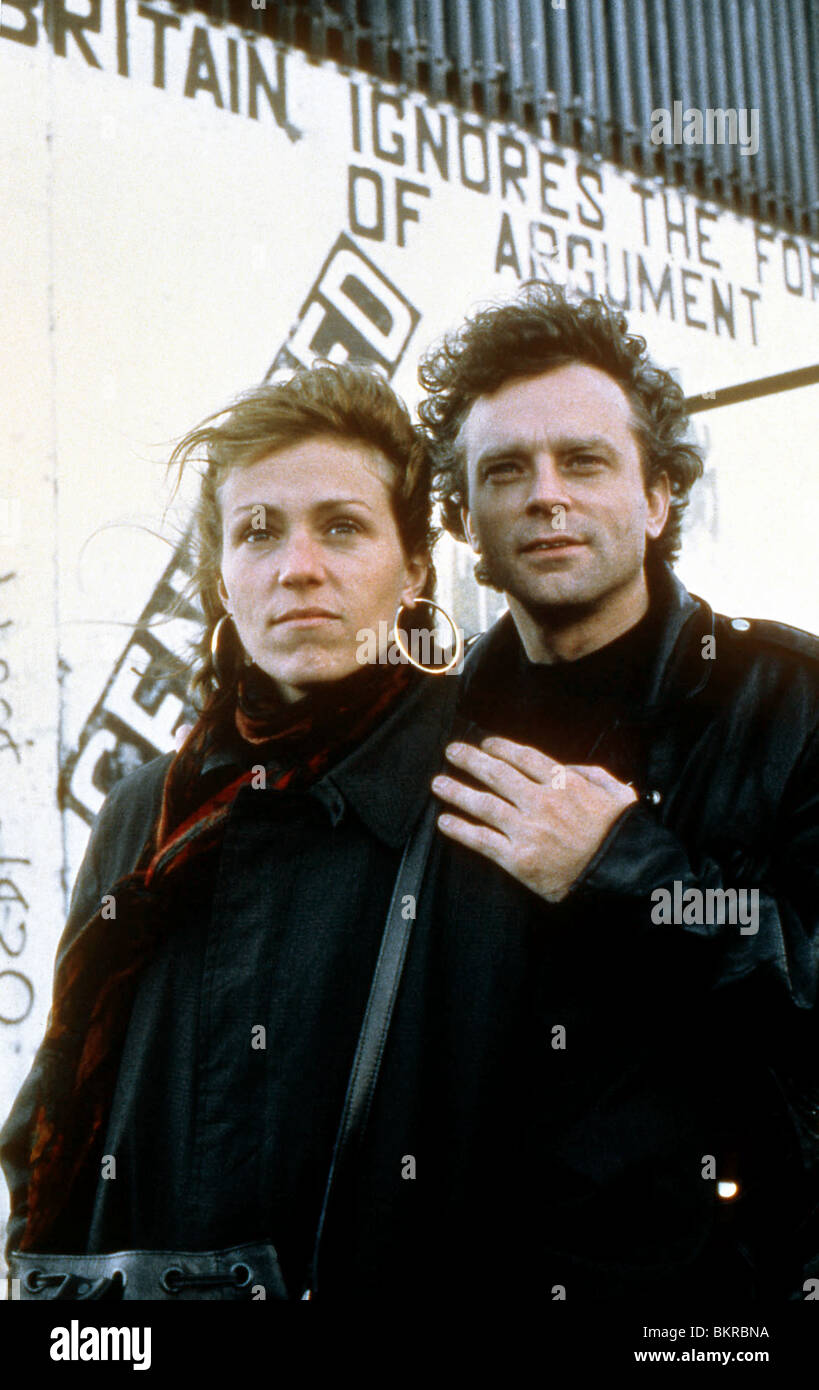 "HIDDEN AGENDA" (1990) KEN LOACH (DIR) KLCH 005 Stockfoto