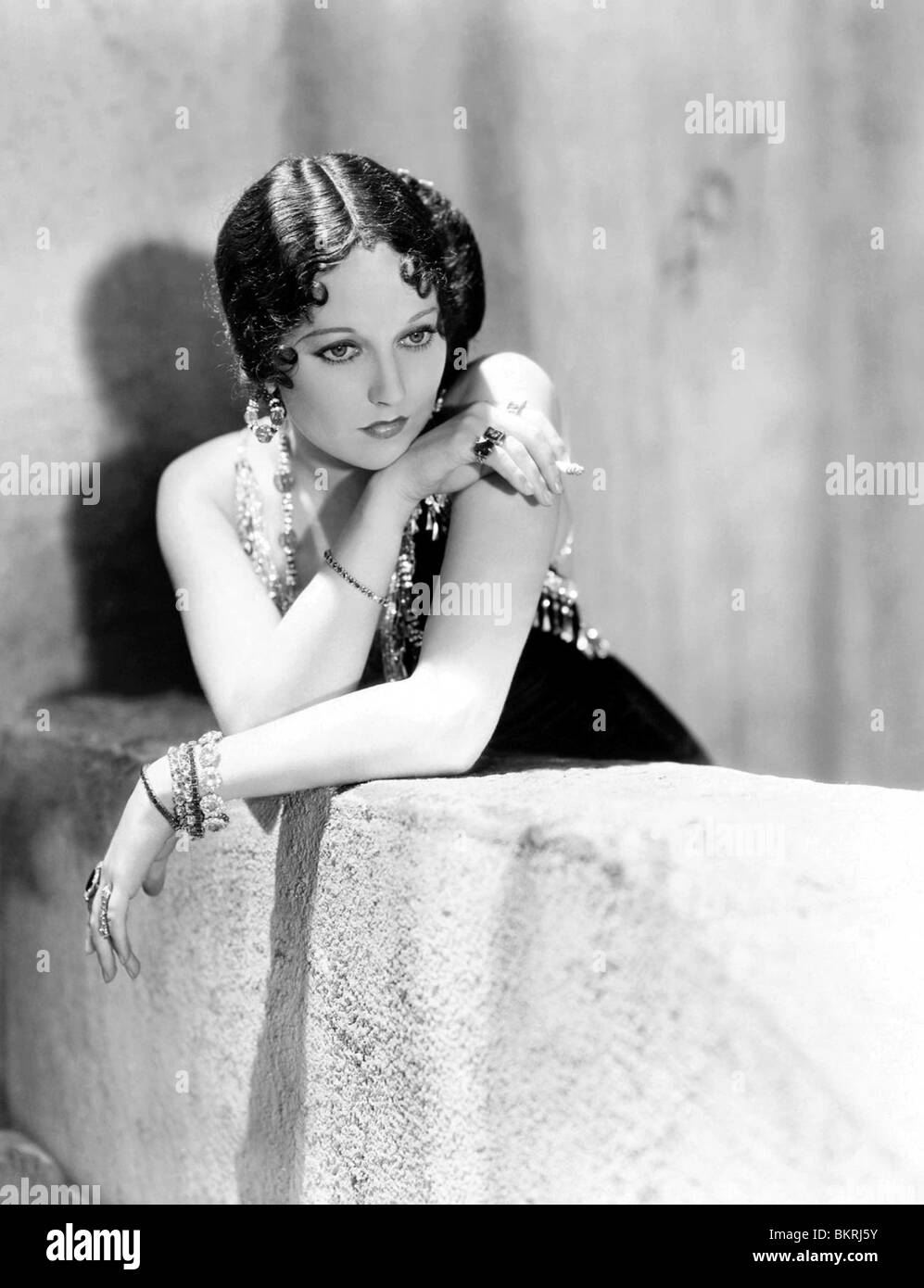 THELMA TODD (HOCHFORMAT) IN IHREN MANN (1930) 002 Stockfoto