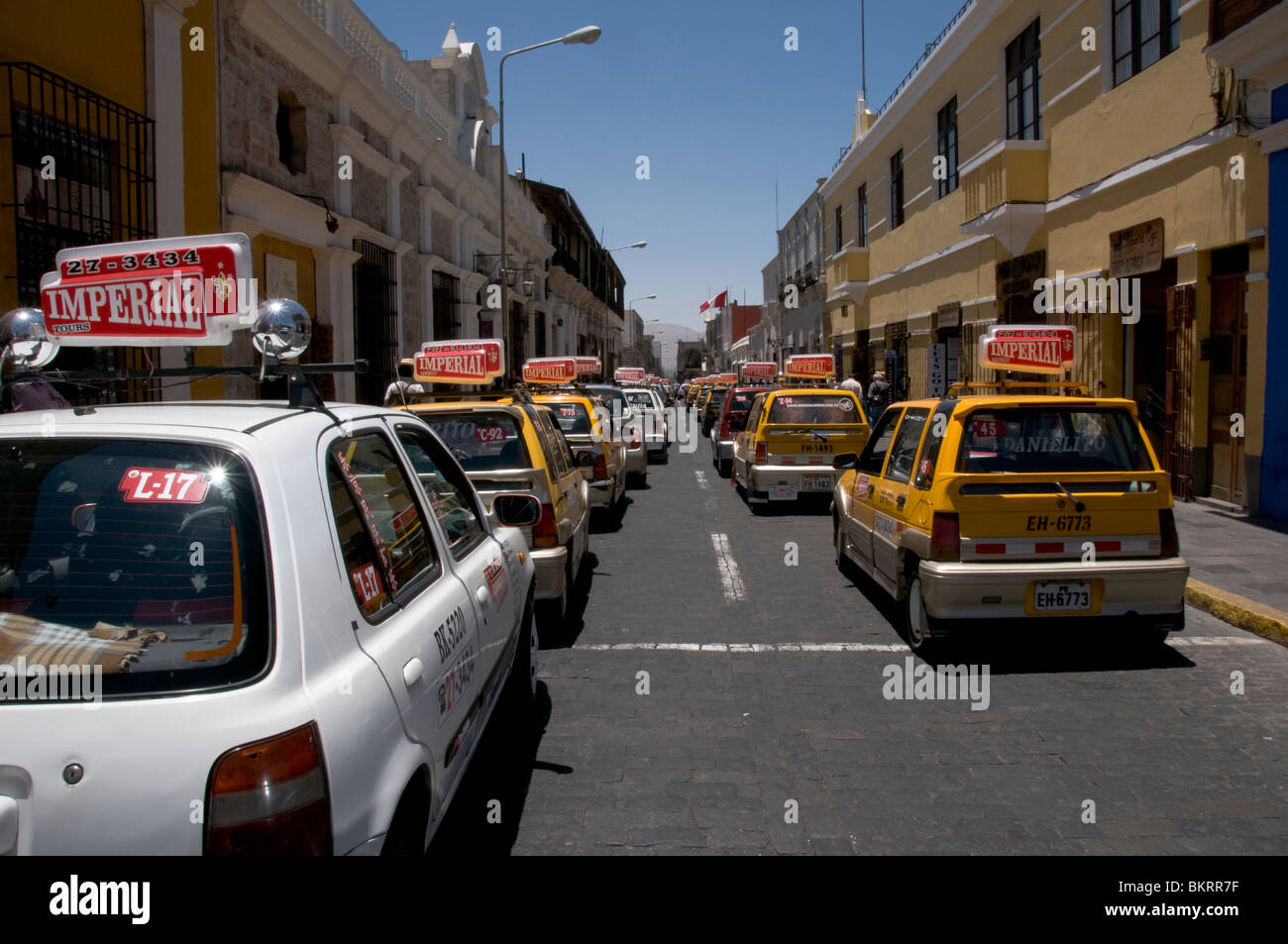 Straße Protest in Arequipa, Peru, von Taxifahrern über steigende Kosten für Benzin Stockfoto