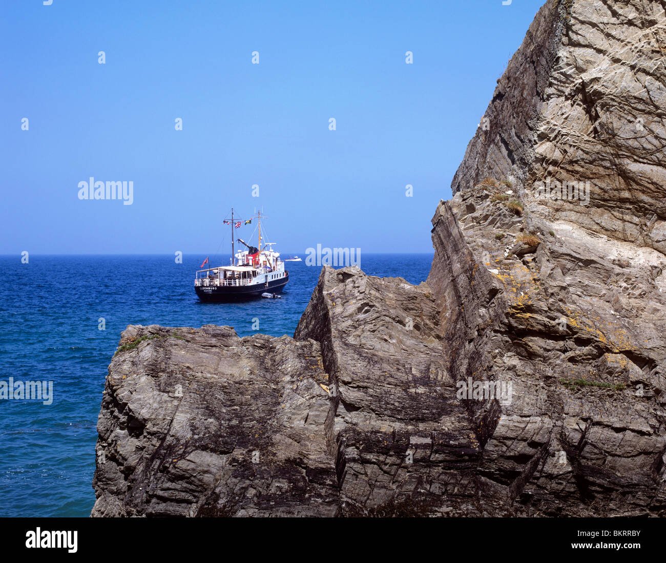 MS Oldenburg - ein Versorgungsschiff vor Anker aus Lundy Insel im Ärmelkanal vor der Nordküste von Devon Stockfoto