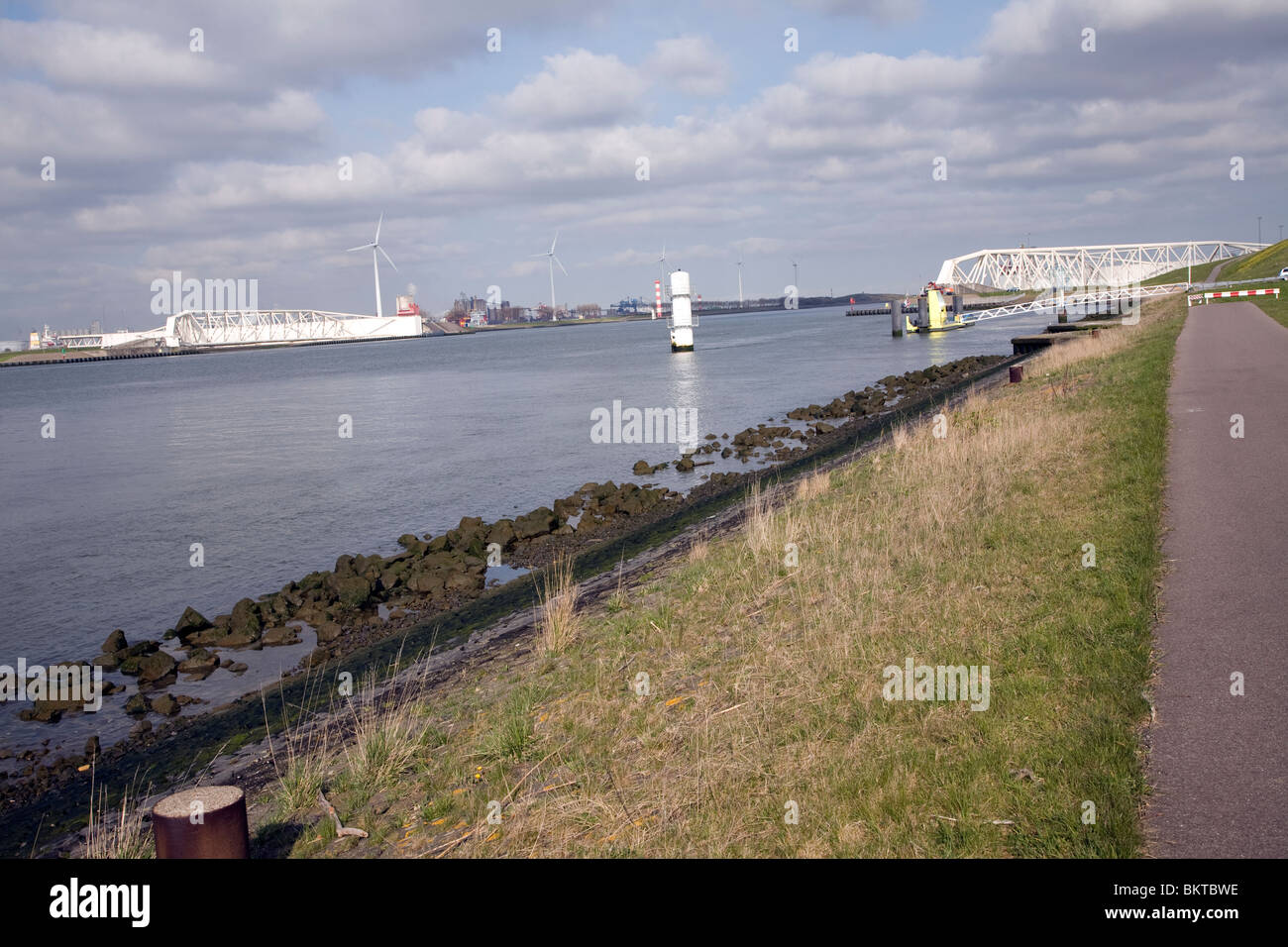 Maeslant barriere sturmflut hochwasserschutz Fotos und Bildmaterial