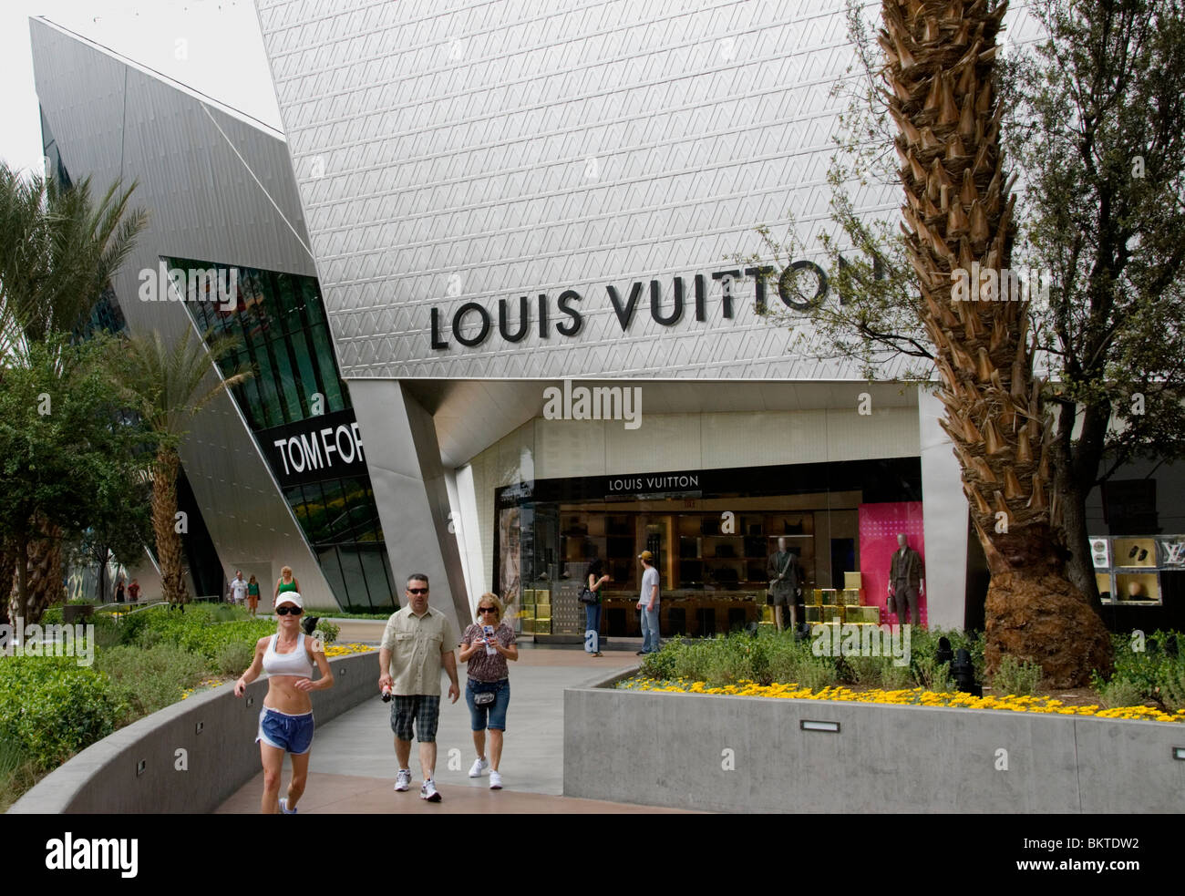Louis Vuitton Outlet auf die Kristalle an der City Center Las Vegas Strip Nevada USA Stockfoto