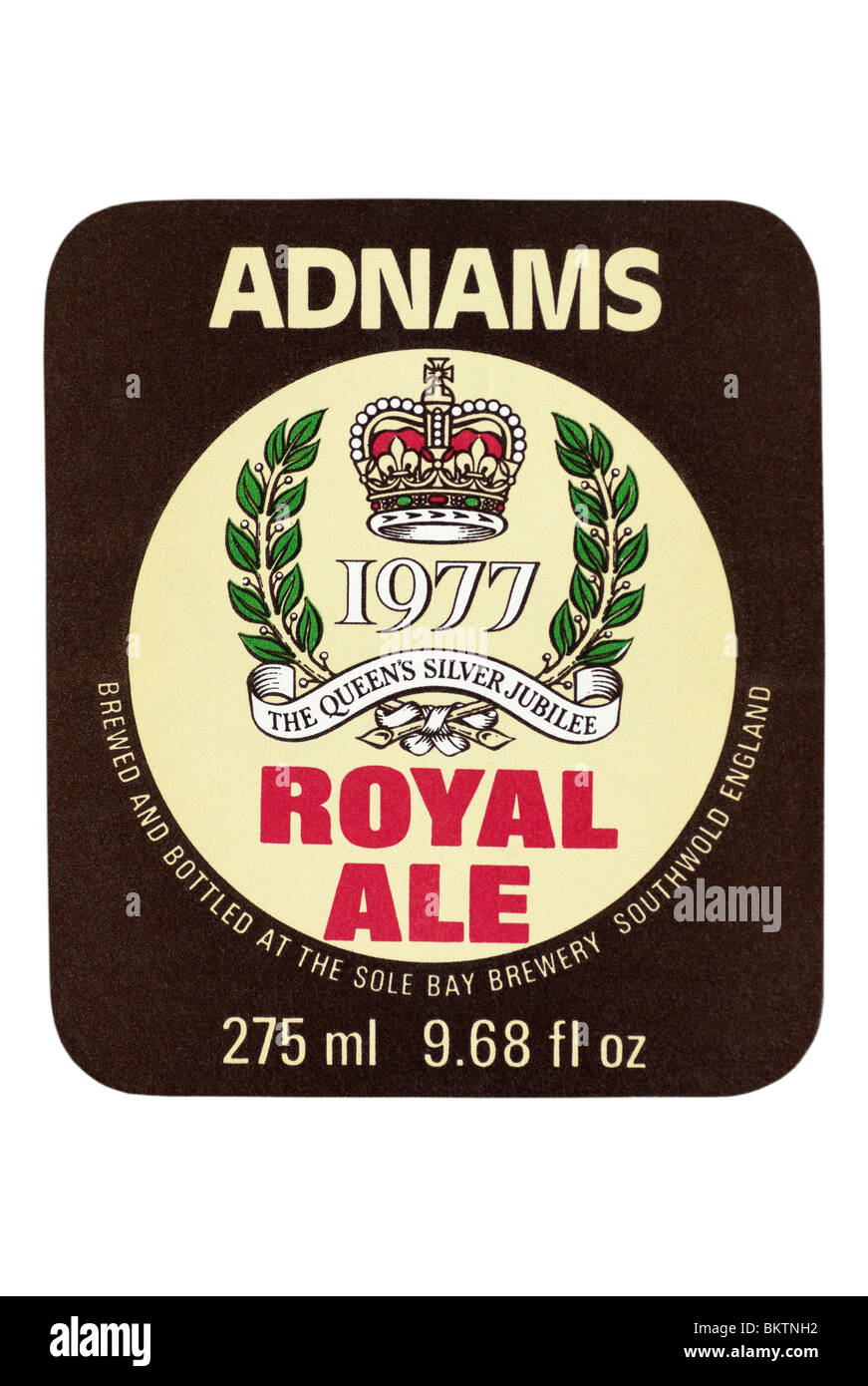 Adnams 1977 Queens Silver Jubilee Royal Ale-Flaschen-Etikett. Stockfoto