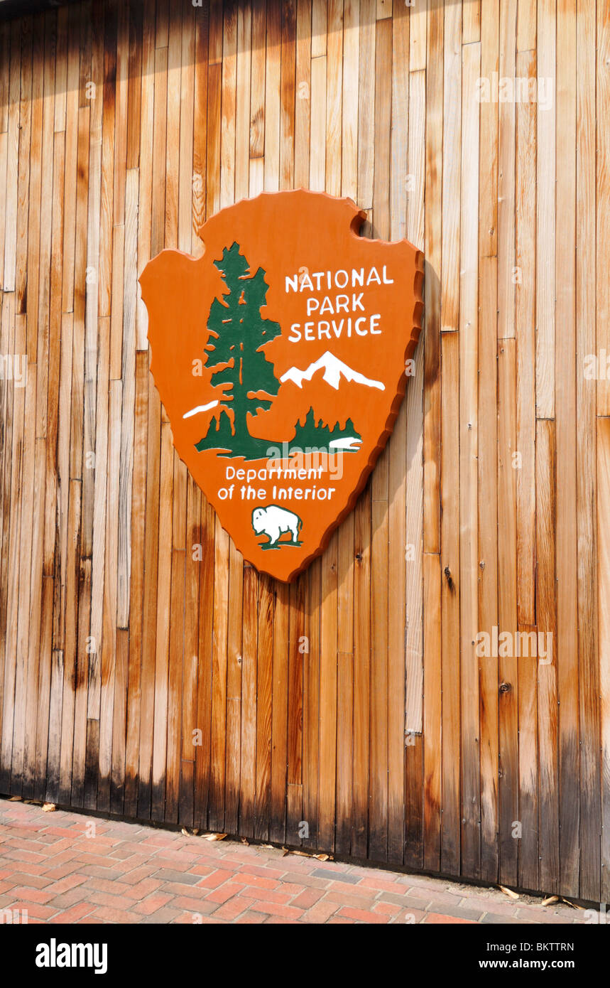 United States National Park Service Schild am Besucherzentrum, Minute Man National Park, Concord Massachusetts, USA Stockfoto