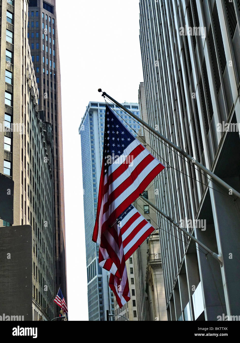 Amerikanische Flaggen, Innenstadt von New York City, USA. Stockfoto