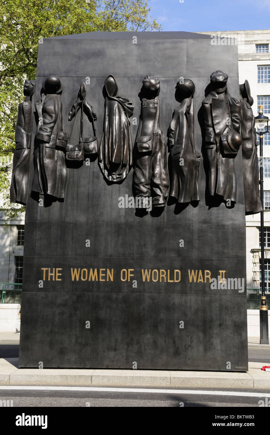 Die Frauen im zweiten Weltkrieg-Denkmal in Whitehall, London, England UK Stockfoto