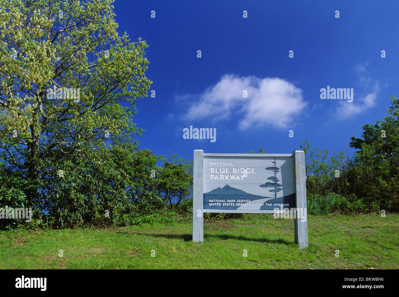 Ein Ortseingangsschild Blue Ridge Parkway North Carolina USA Stockfoto