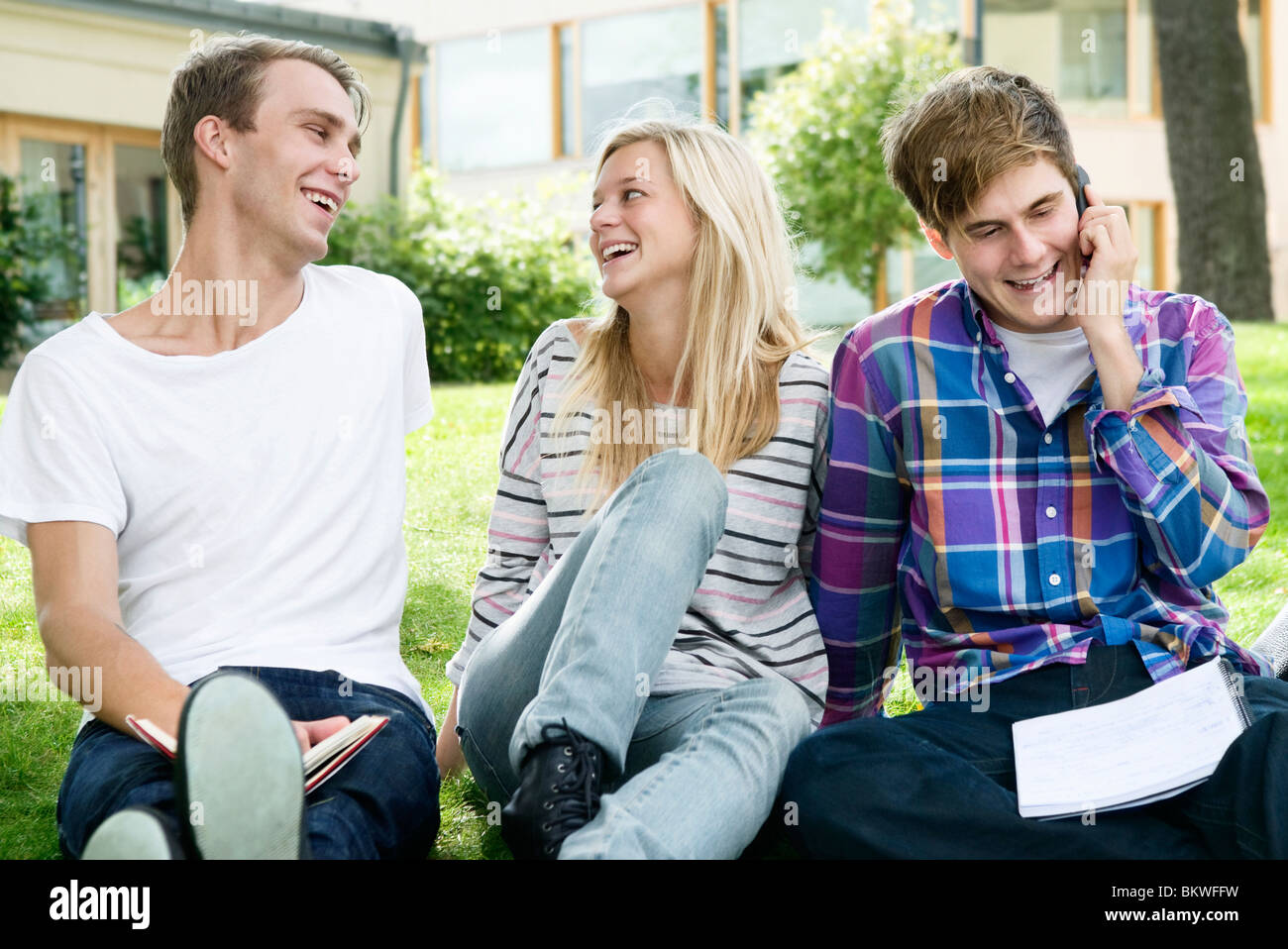 Drei Studenten im freien Stockfoto