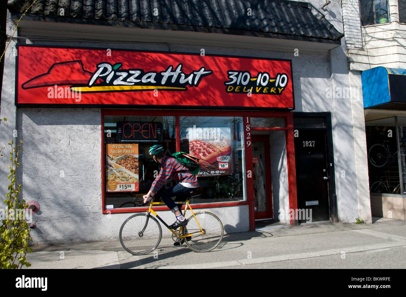 Pizza Hut Franchise Fourth Avenue Vancouver Stockfoto