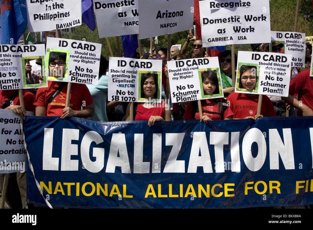 1. Mai 2010: Maikundgebung und März für die Rechte der Einwanderer und Arbeiter am Union Square in New York City. Stockfoto
