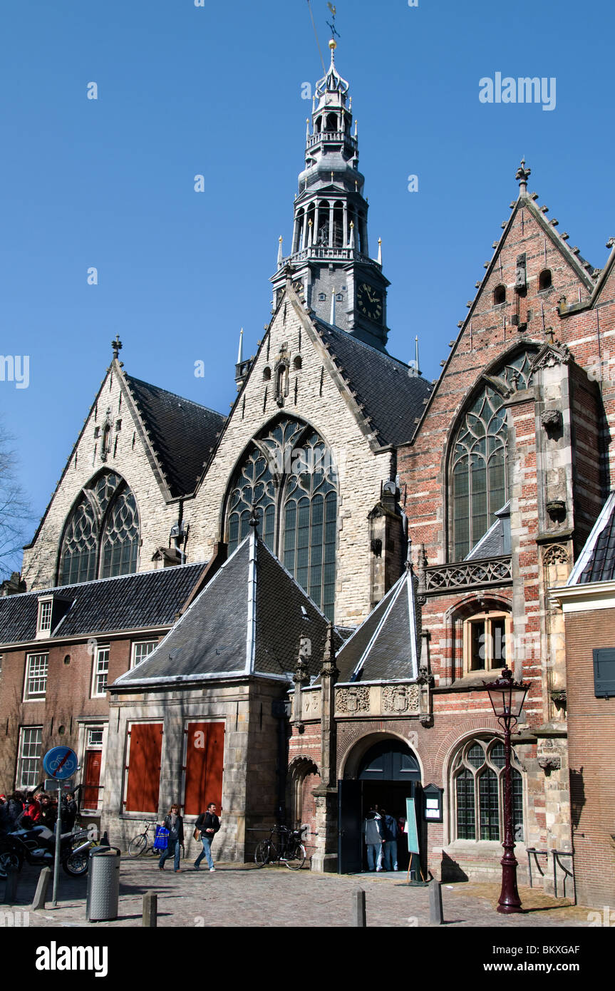 Amsterdam Niederlande Oude Kerk alte Kirche Oude Kerk Oudezijds Voorburgwal Stockfoto