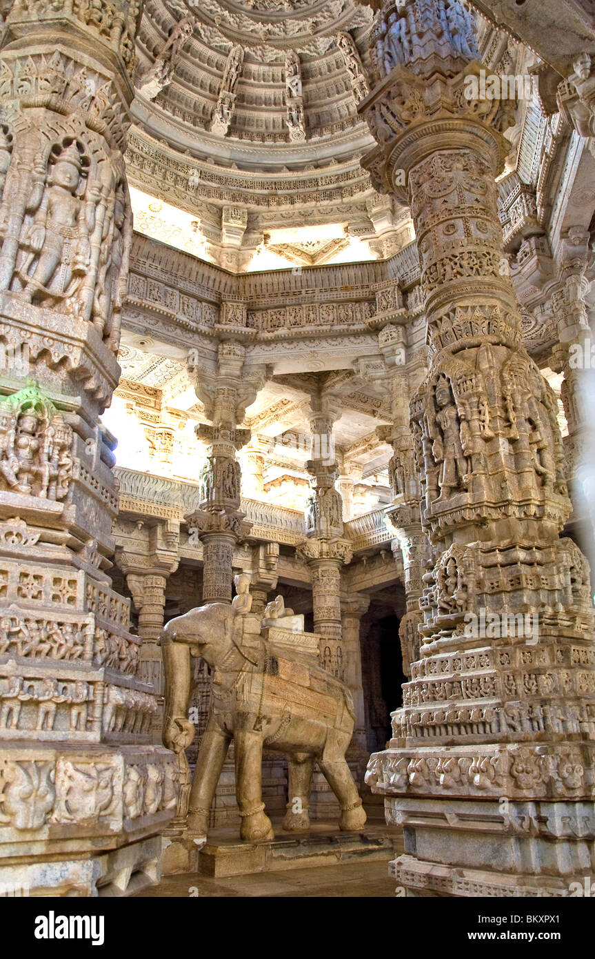 Detail der Jain-Tempel, Ranakpur, Rajasthan, Indien Stockfoto