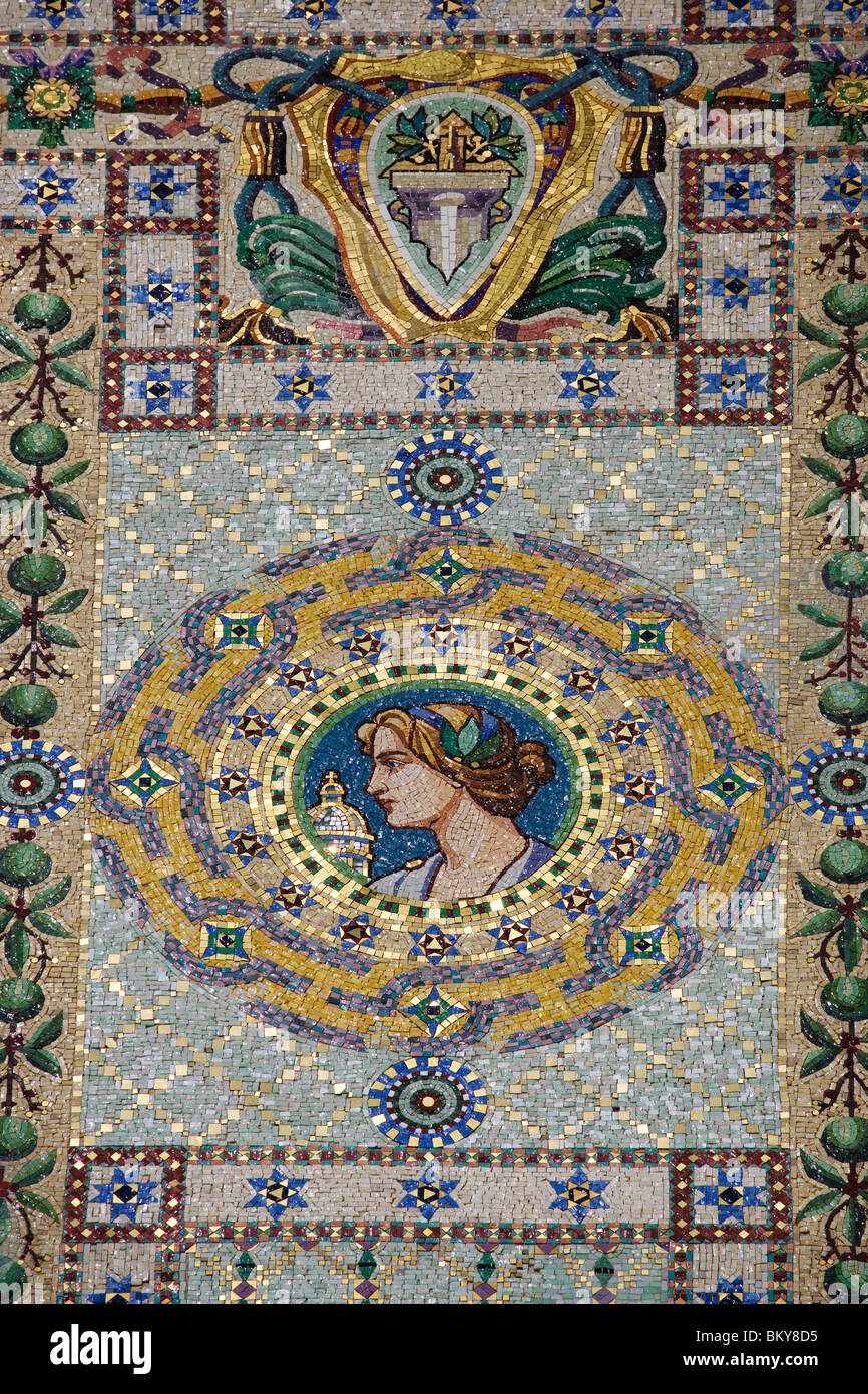 Mosaik Fassade des Palazzo del Governo, Triest, Friaul-Julisch Venetien, Oberitalien, Italien Stockfoto