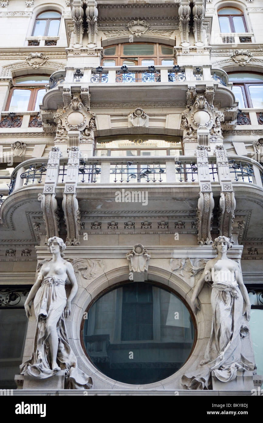 Fassade des Palastes in Borgo Teresiano, Triest, Friaul-Julisch Venetien, Oberitalien, Italien Stockfoto