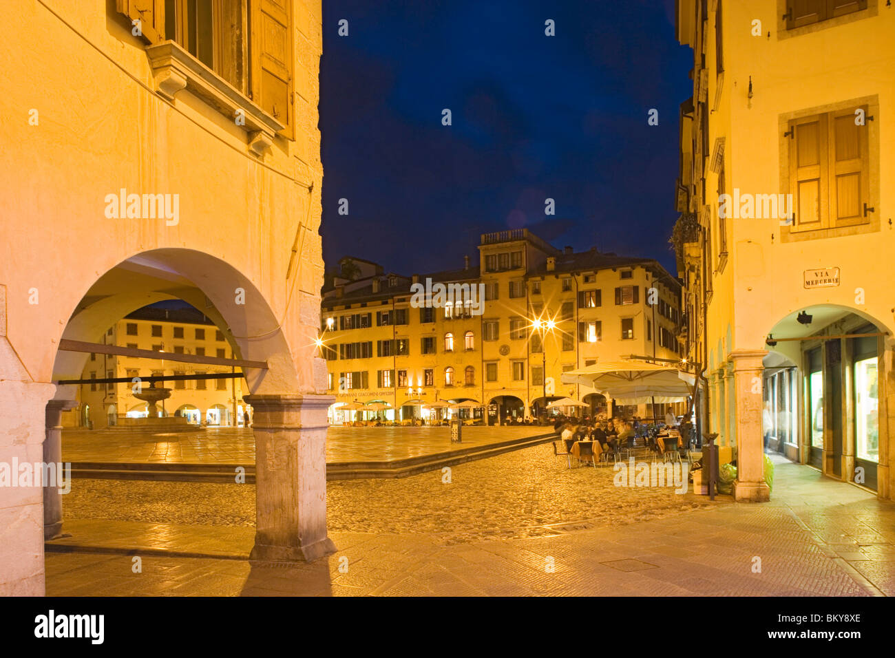 Piazza Mercatonuovo in Udine, Friaul-Julisch Venetien, Italien Stockfoto