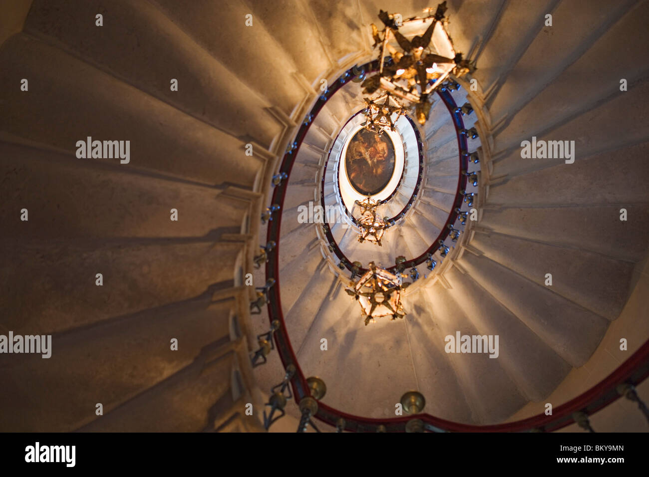 Stufen der Treppe in Duino Schloss, Triest, Friaul-Julisch Venetien, Oberitalien, Italien Stockfoto