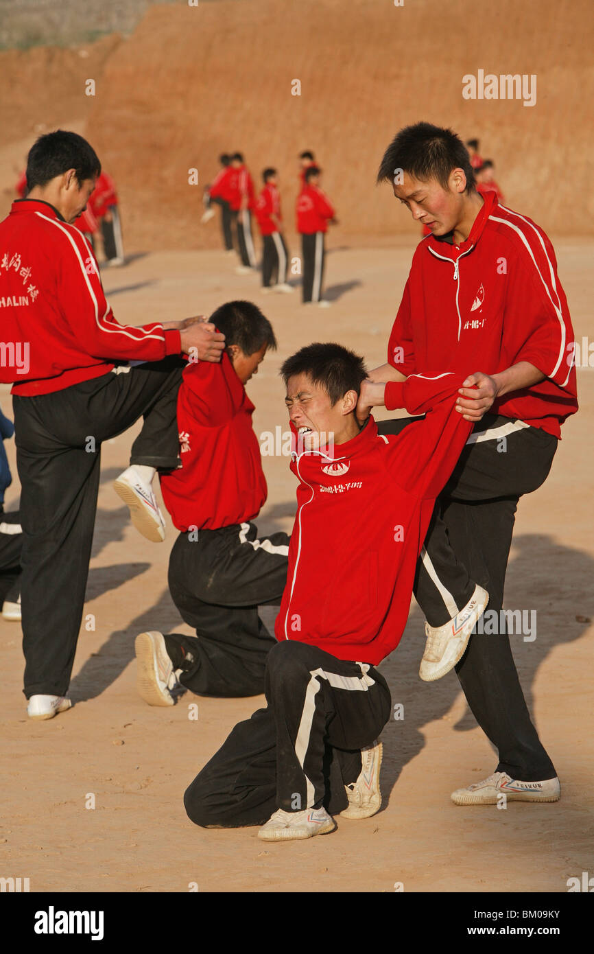 Shaolin Kung Fu Stockfotos Und Bilder Kaufen Alamy