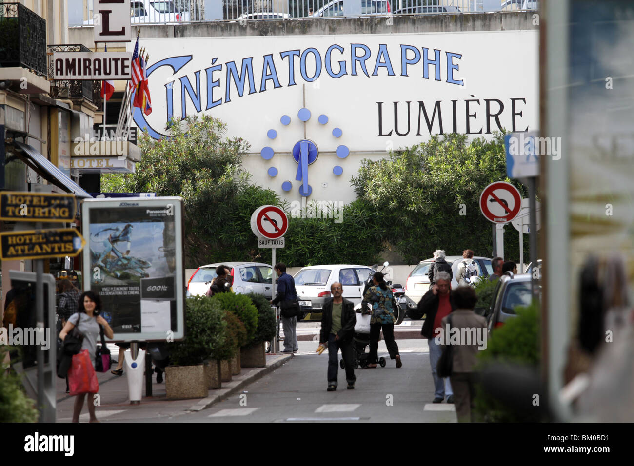 Cinematographe Lumiere Uhr in Canne, Frankreich, während das jährliche Filmfestival Stockfoto