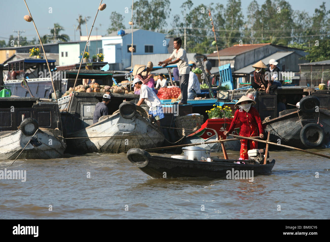 Menschen in Booten auf einem Kanal, Mekong Delta, Vietnam, Asien Stockfoto
