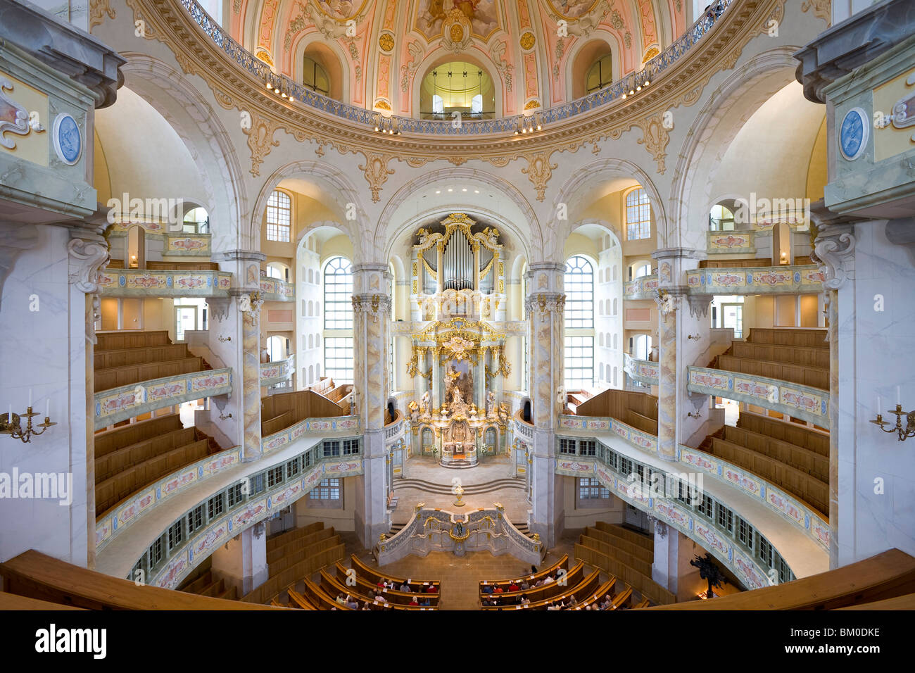 Innenansicht der Dresdner Frauenkirche, Frauenkirche, Dresden, Sachsen