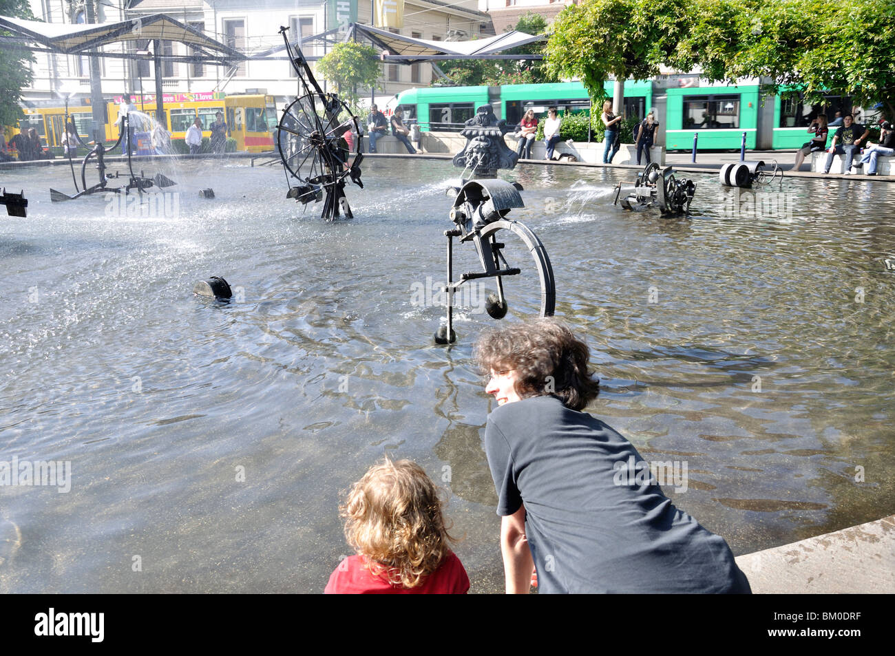 Jean Tinguely-Brunnen, Theaterplatz, Basel, Schweiz Stockfoto