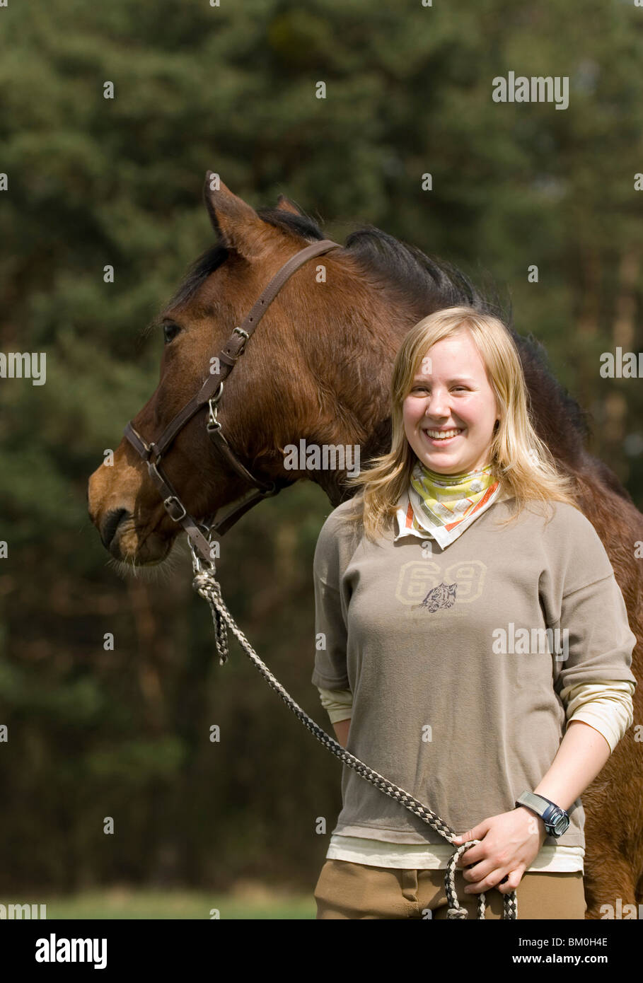 Frau und pony Stockfoto