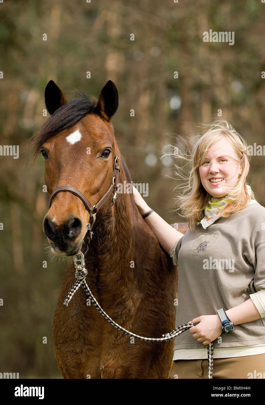 Frau und pony Stockfoto