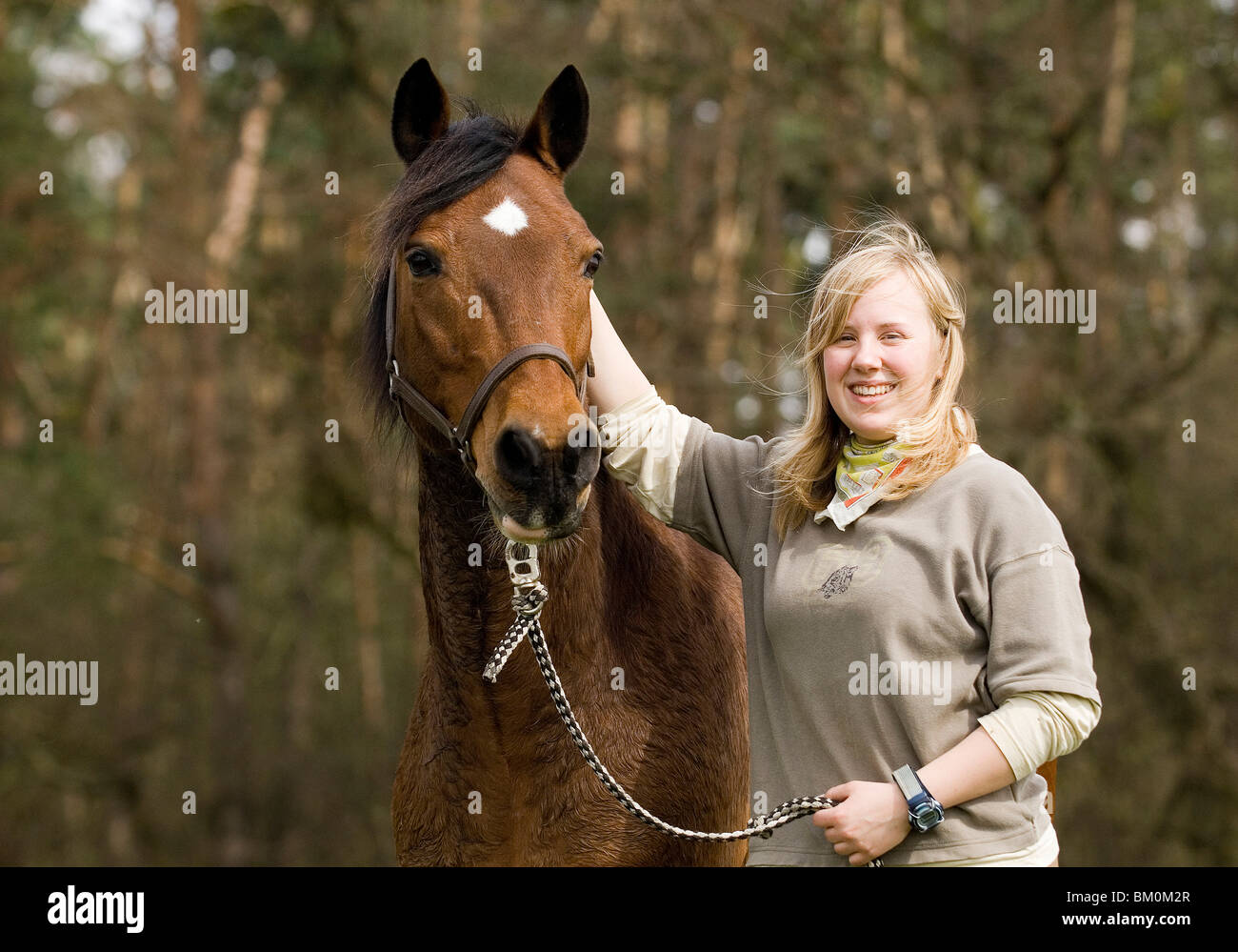 Frau und pony Stockfoto