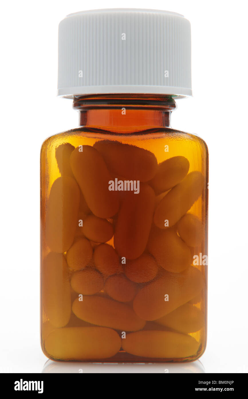 Front Ansicht von Pillen in einer Flasche auf weißem Hintergrund Stockfoto