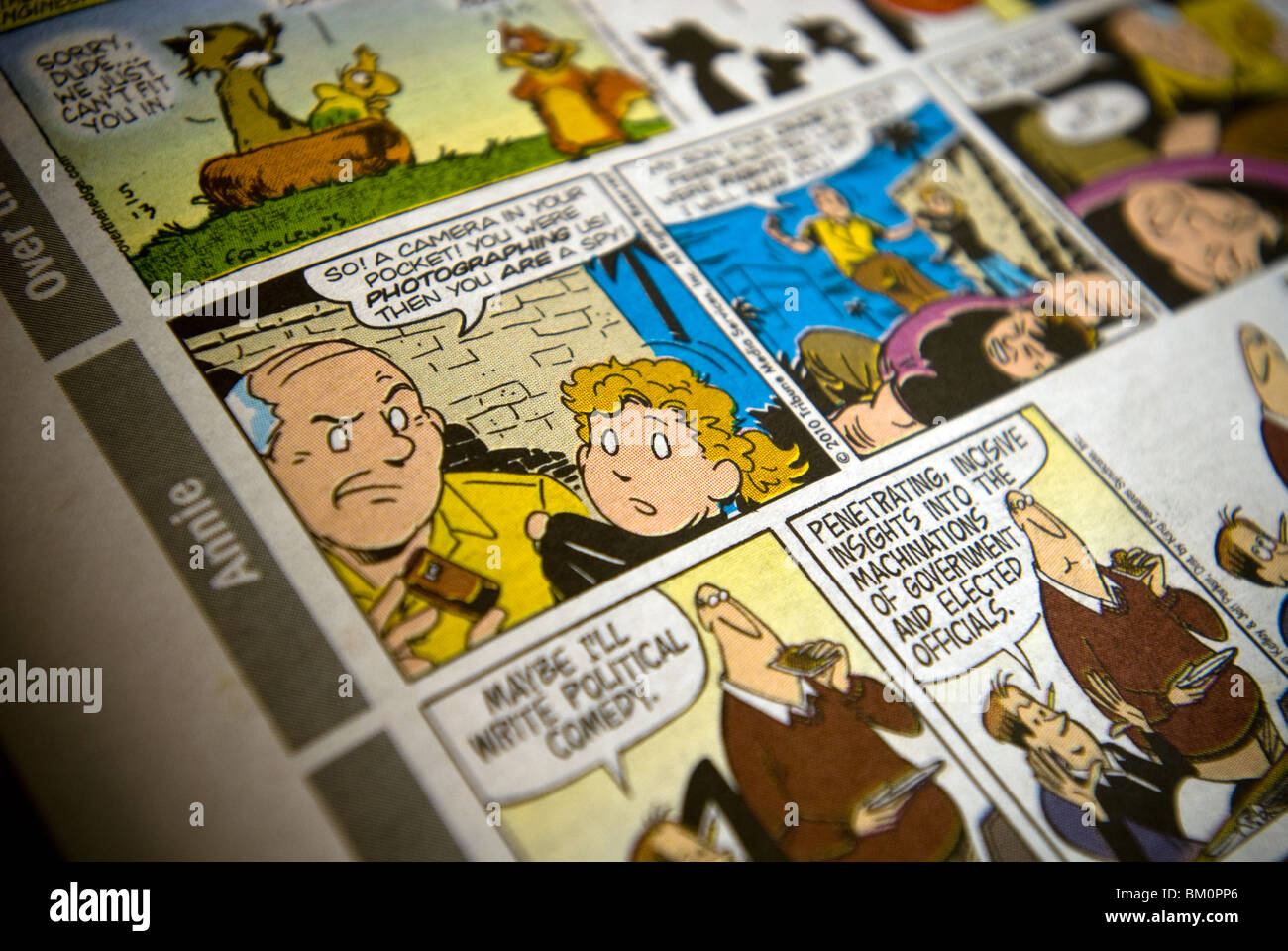 Little Orphan Annie-Comic-Strip sieht in der New York Daily News Stockfoto