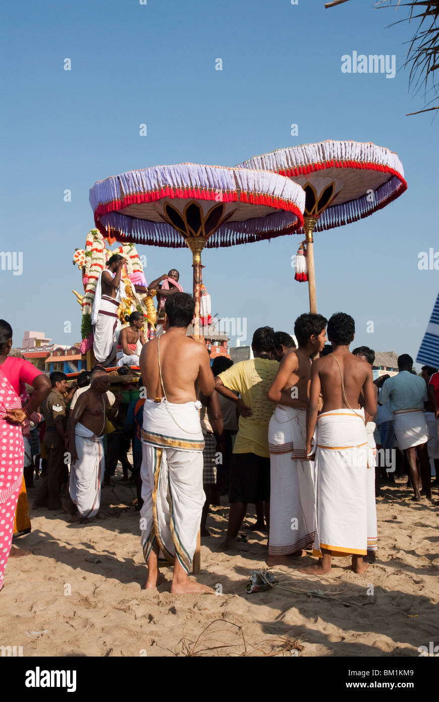 Indien, Tamil Nadu, Mahabalipuram Holi ka Dahan die Feier des Todes von Holika Stockfoto