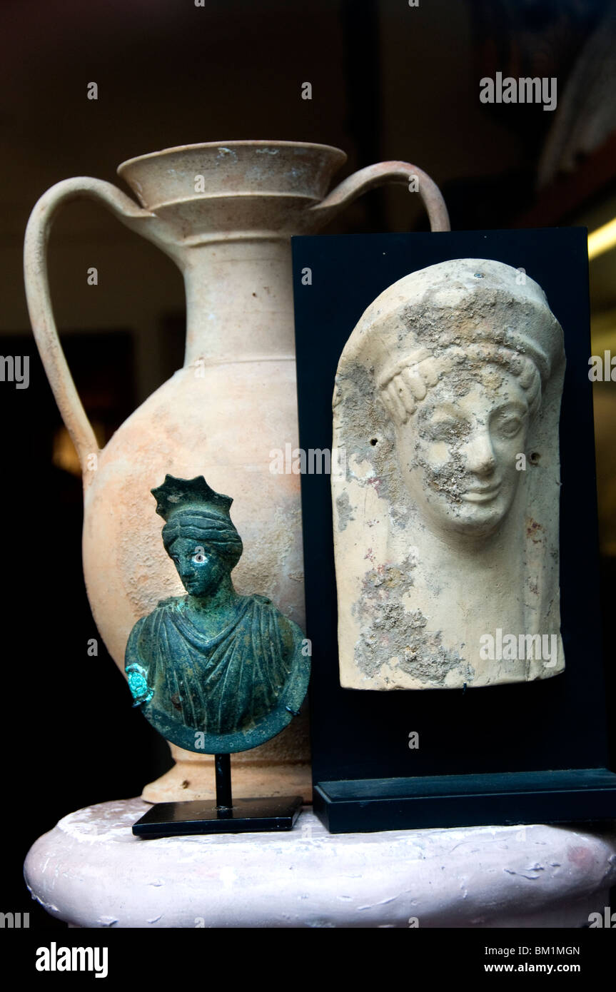 Rue Blaes Straat Brüssel Belgien Flohmarkt in der Nähe von Place de Grandsablon Antiquitätenmarkt Grote Zavel Stockfoto