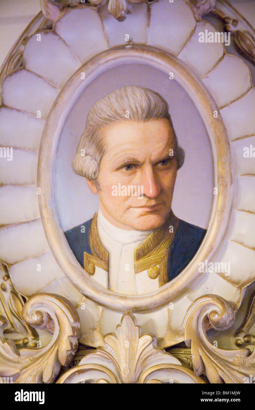Portraitmalerei Captain Cook im Hauptspeisesaal SS Great Britain Welten ersten großen eisernen Schiff Bristol Avon Somerset England Stockfoto