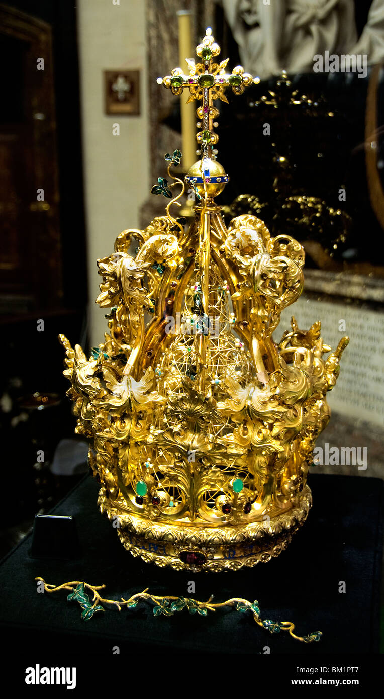 Gold Krone von Mary 1843 Marolles Marollen Eglise De La Chapelle Kapelle Kerk Brüssel Stockfoto