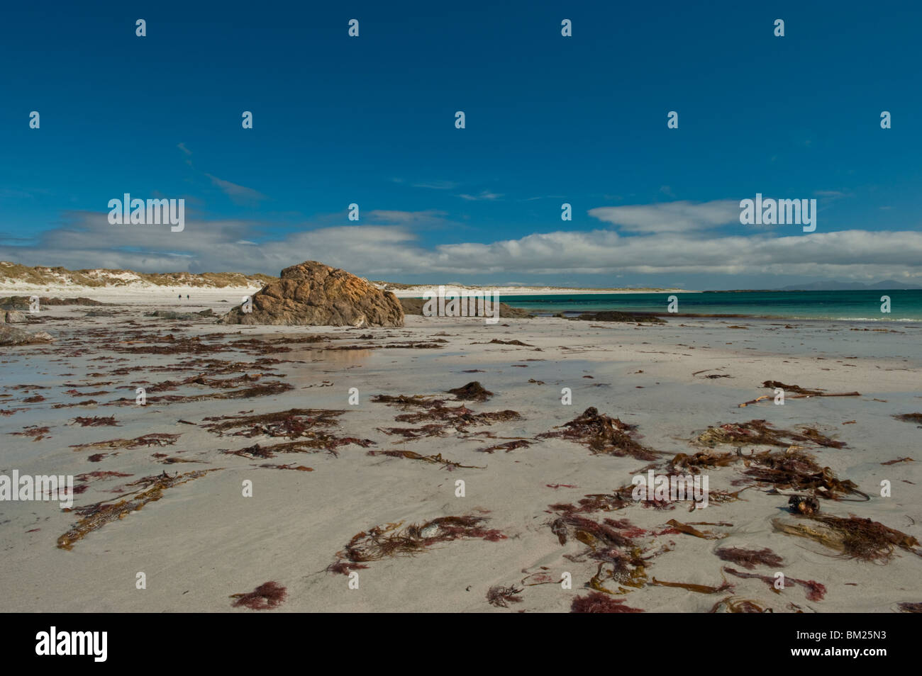 Weißen Sandstrand auf North Uist und die RSPB Reserve von Balranald. Stockfoto
