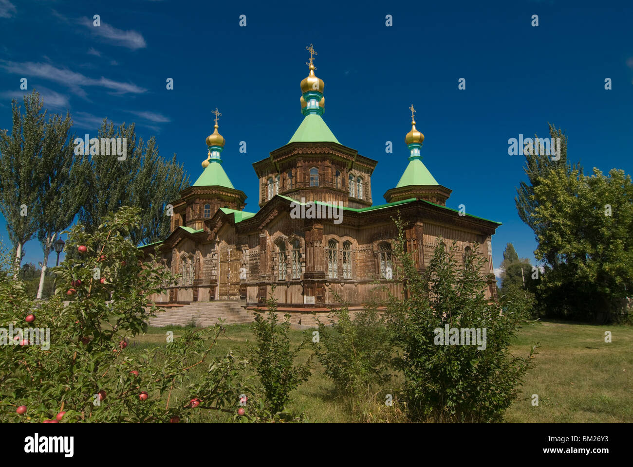 Hölzerne orthodoxe Kirche, Karakol, Kirgisistan, Zentralasien Stockfoto