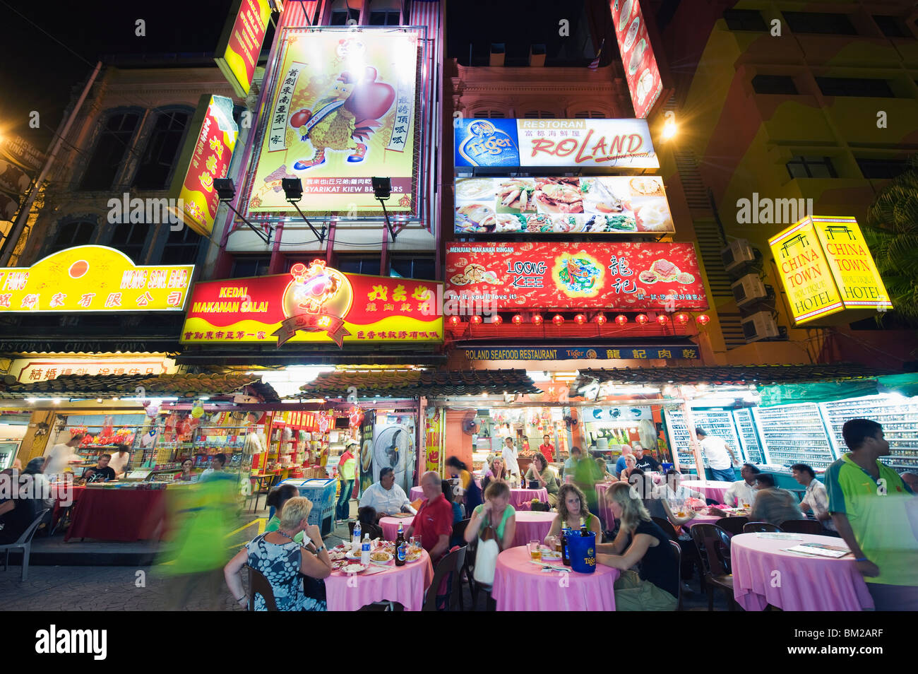 Restaurant im Freien, Petaling Street, Chinatown, Kuala Lumpur, Malaysia, Südost-Asien Stockfoto