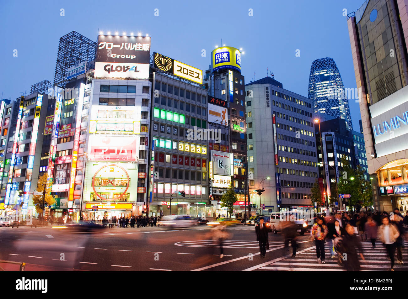 Nachtlichter in Shinjuku, Tokyo, Japan Stockfoto