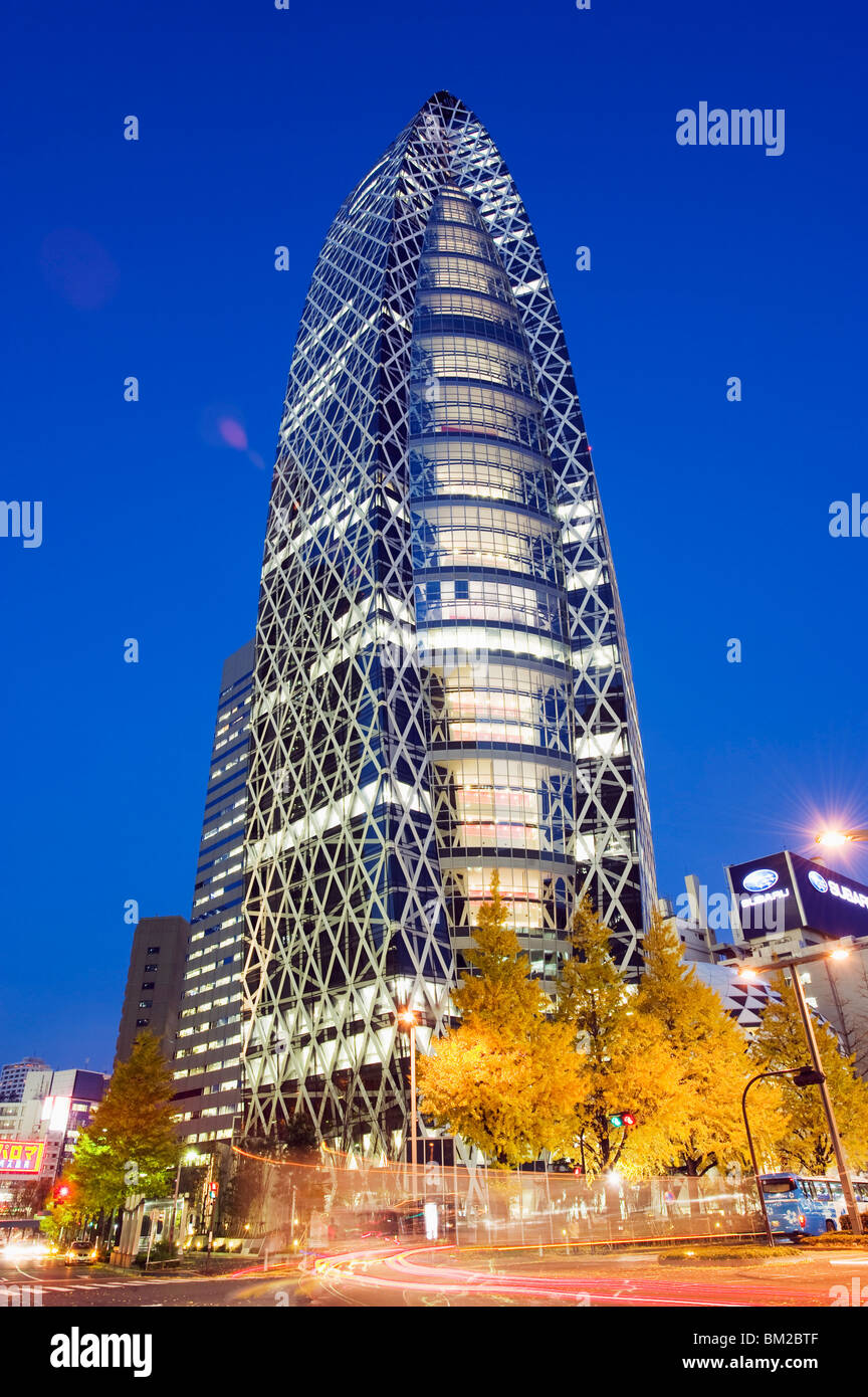 Tokyo Mode Gakuen Cocoon Tower, Design Schulgebäude, Shinjuku, Tokio, Japan Stockfoto