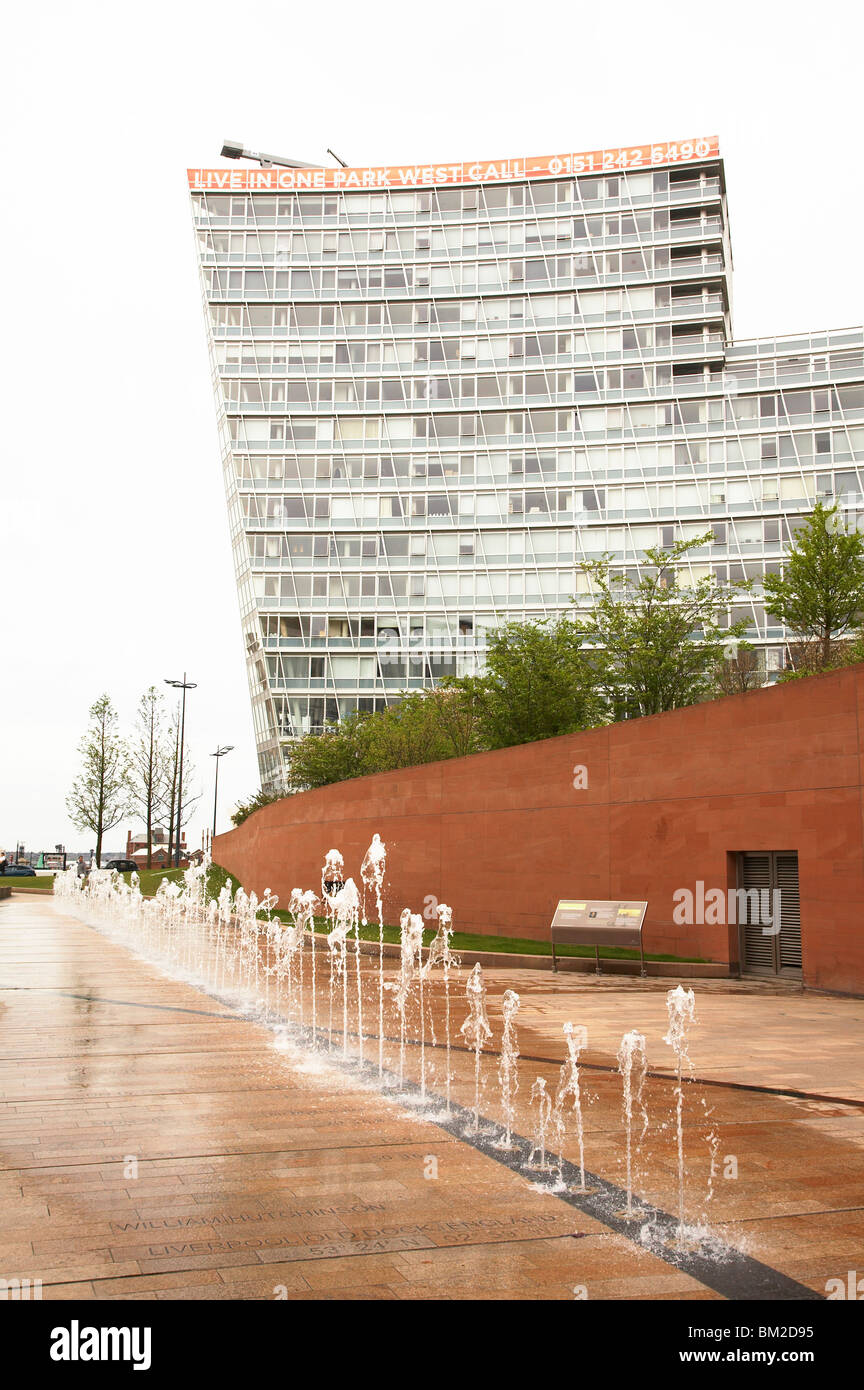 Apartments mit einem Park West in Liverpool UK Stockfoto