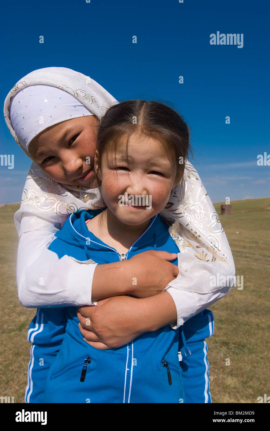 Freundlichen Nomad Mädchen, Song Kol, Kirgisistan Stockfoto