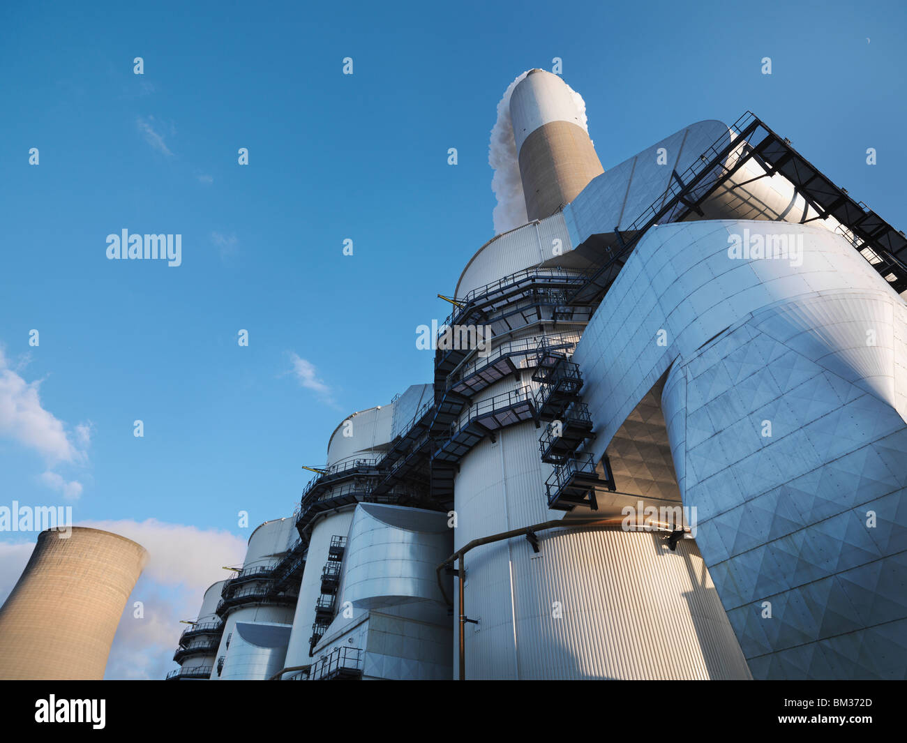 Entschwefelungsanlage im Kraftwerk Stockfoto