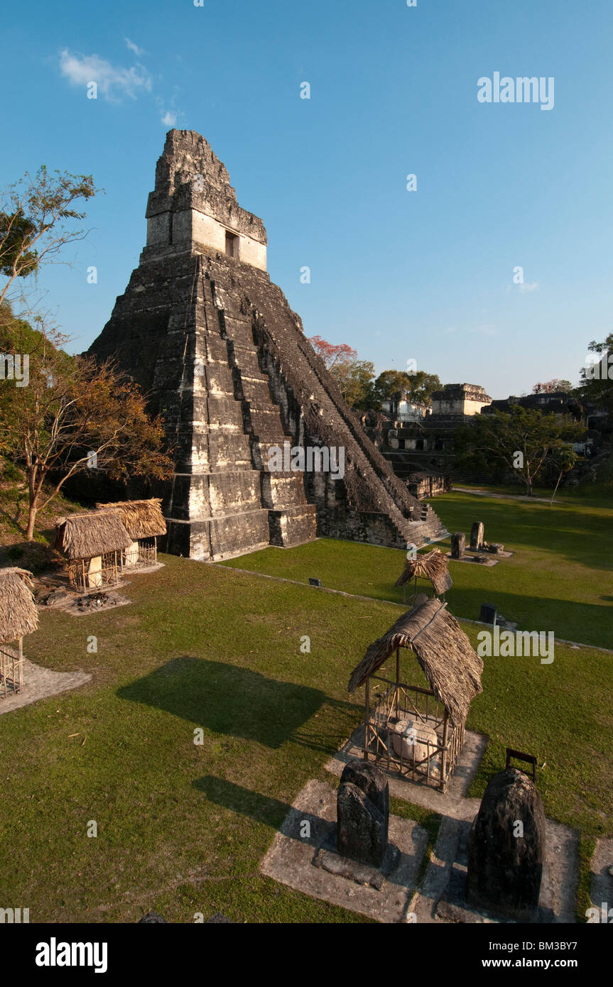 Tempel ich auch bekannt als Tempel des riesigen Jaguar, Maya-Ausgrabungsstätte von Tikal, Guatemala. Stockfoto