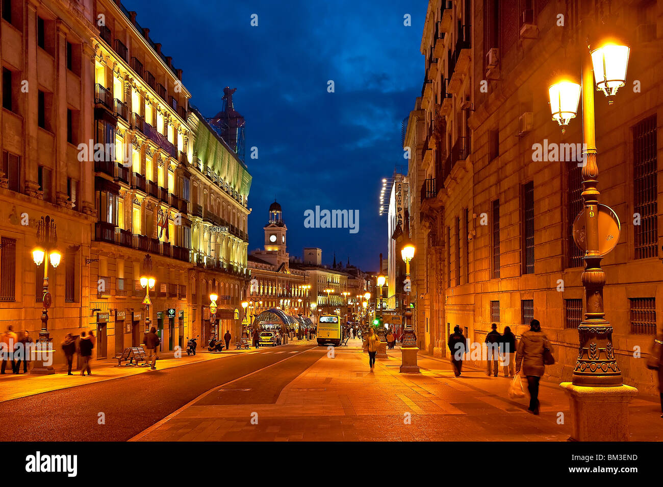 Alcala Straße und Puerta del Sol, Madrid, Spanien Stockfoto
