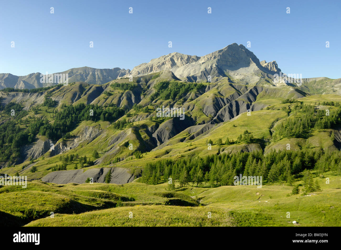 Blick von der Pass oder Col des Champs, Mercantour Nationalpark zwischen Alpes-de-Haute-Provence & Alpes Maritimes, Frankreich Stockfoto