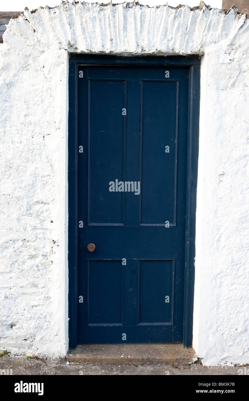 Irische Cottage Tür, Ballycotton, County Cork Stockfoto