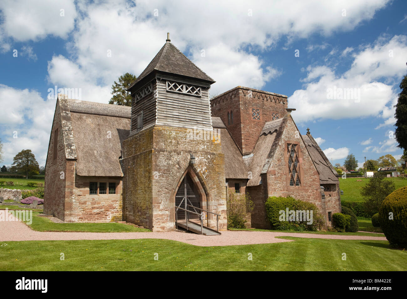 Großbritannien, Herefordshire, Brockhampton, alle Heiligen Künste und Handwerk-Kirche, entworfen von William Lethaby Stockfoto