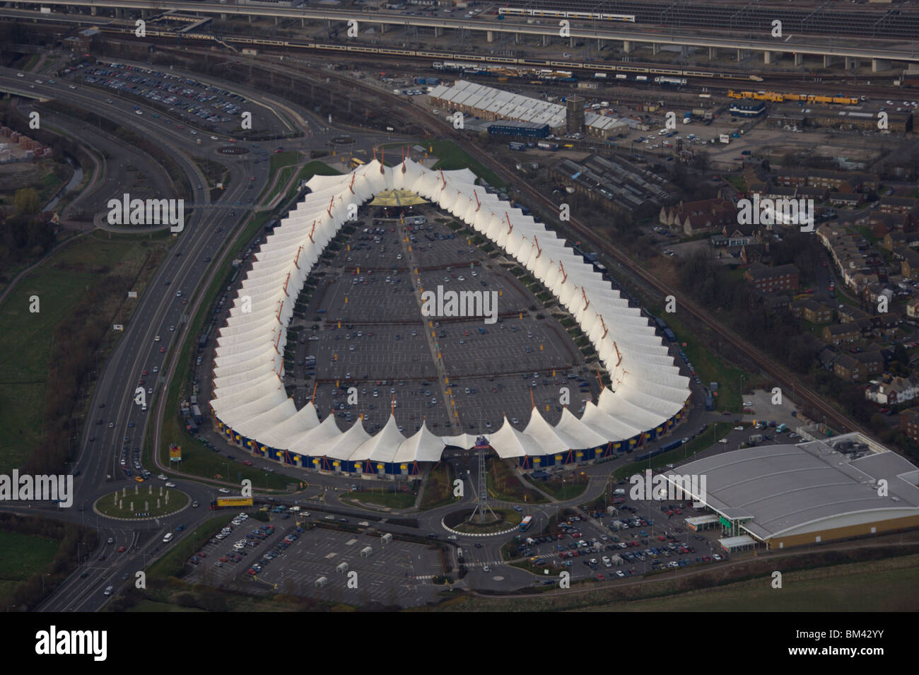 Das Ashford Designer Outlet ist ein Einkaufszentrum in Ashford, Kent